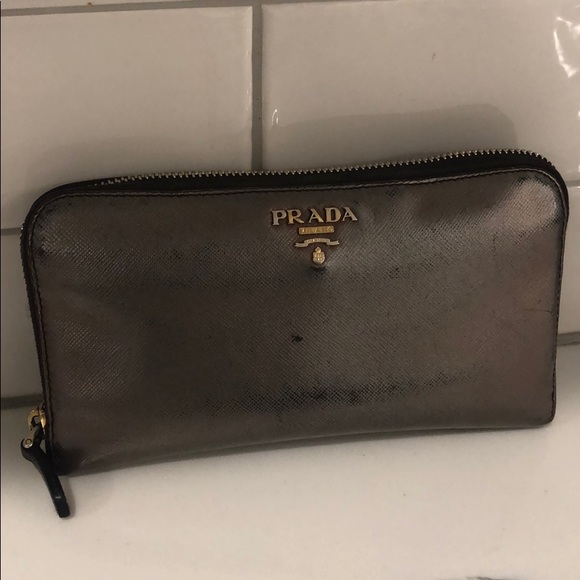 Prada Leather Zip-Around Wallet - Picture 1 of 14